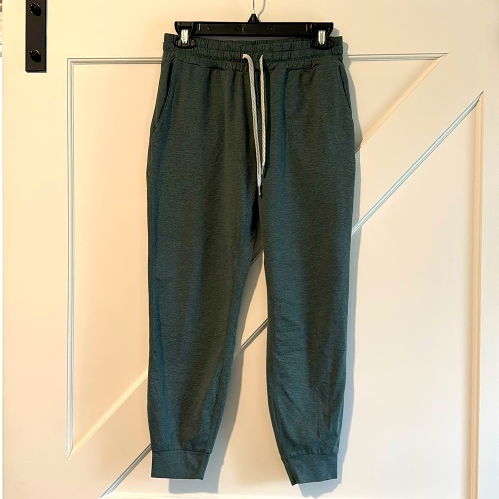 Vuori performance jogger size XS